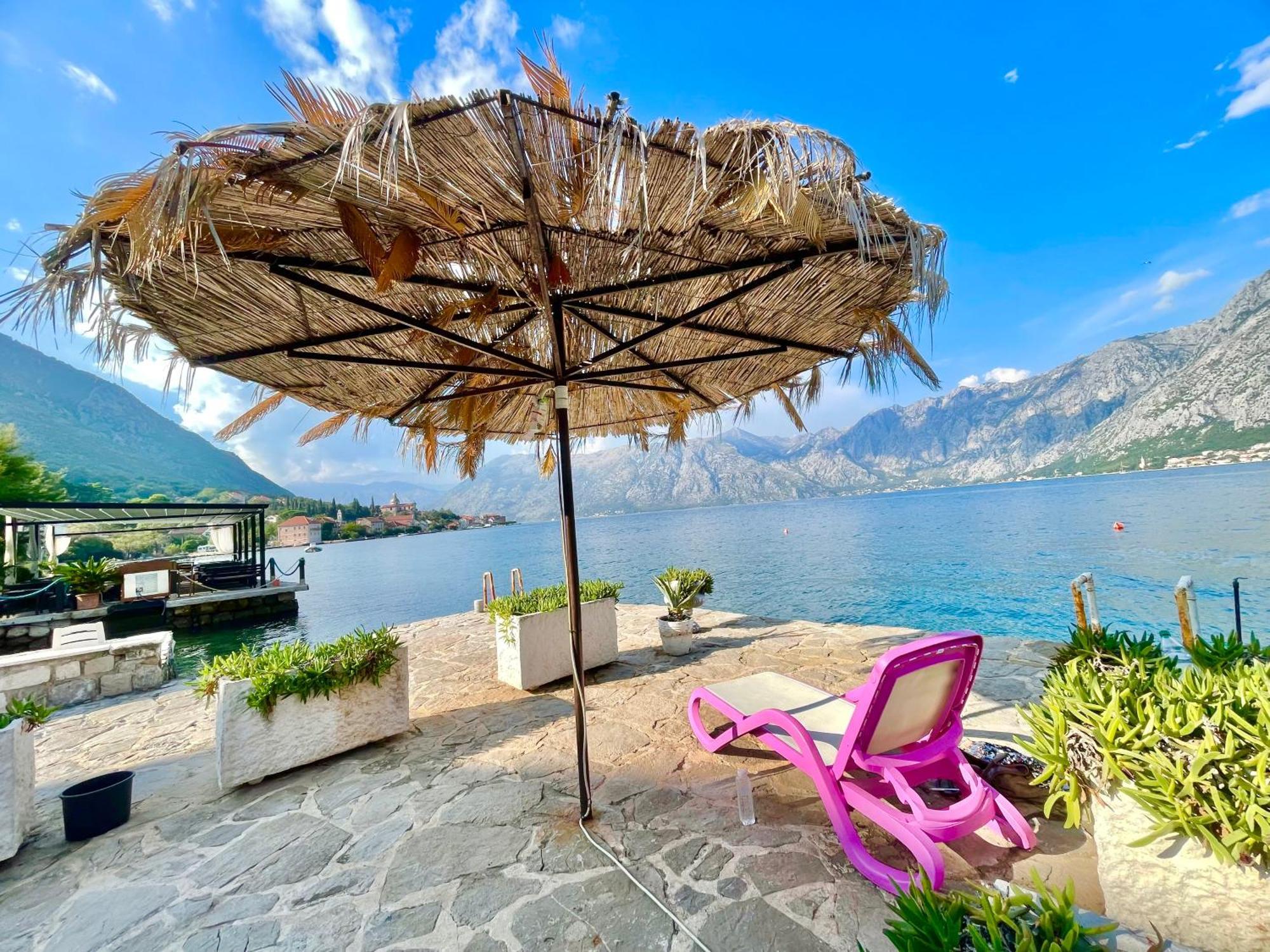 Palace Lukovic Beachfront With Private Beach *
